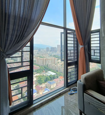 Janela de balanço de alumínio moderno Janela de balanço de vidro isolado