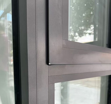Janela de balanço de alumínio à prova d'água Janela de vidro laminada Balanços abertos