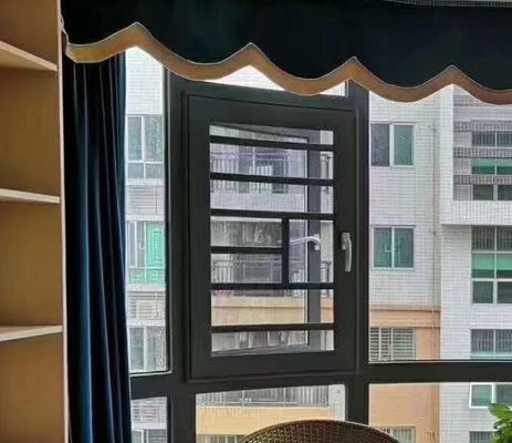 Janela de balanço de alumínio à prova d'água Janela de vidro laminada Balanços abertos