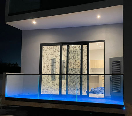 LED Light Glass Balustrade Alumínio Moderno Design de Barrancos Sem Quadro Vidro Temperado Barranco de Balcão Exterior