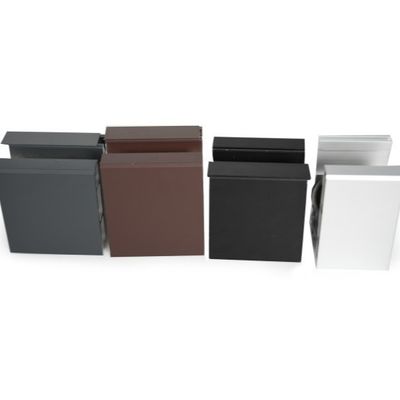 Grades de vidro moderno sem enquadramento com vidro temperado de 12-20 mm para uso externo