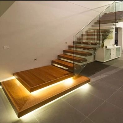 Villa Design Escada Flutuante Invisível Stringer de Aço Com Barranco de Vidro de Trecho de Madeira