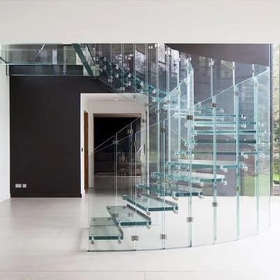 Formas personalizadas Escalões flutuantes com barranco de vidro 10 mm Especificações de espessura de vidro