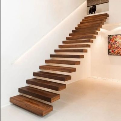 Escadas de vidro flutuantes personalizáveis Design durável e elegante com grades de aço inoxidável de cetim / espelho