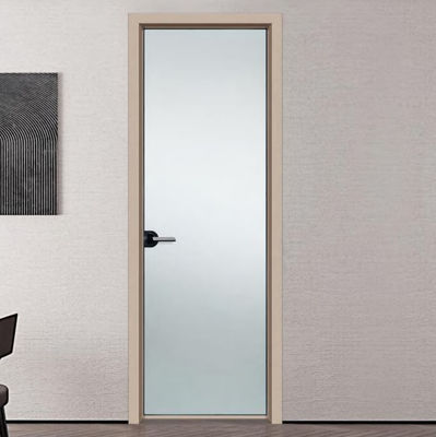 Porta balançante de alumínio durável com estrutura de liga de alumínio 6063-T5 e mais de 5 anos de garantia para temperaturas extremas