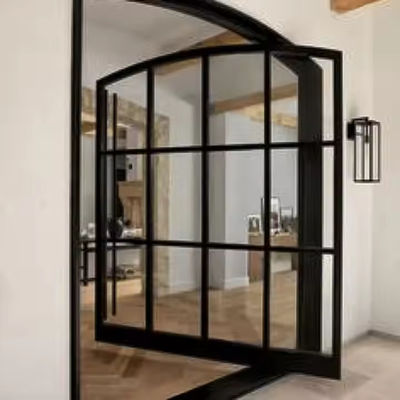 Portão de ferro de vidro transparente comercial com design gráfico de aço e alumínio