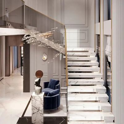 Escalinha flutuante reta de mármore natural personalizada para espaços residenciais ou comerciais